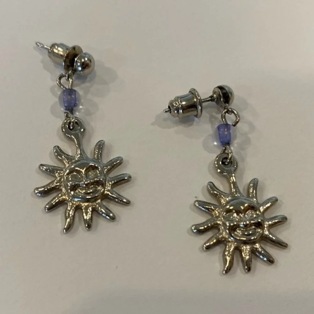 Necklace & Earrings set! Blue, clear & silver beads with silver Sun earrings.
